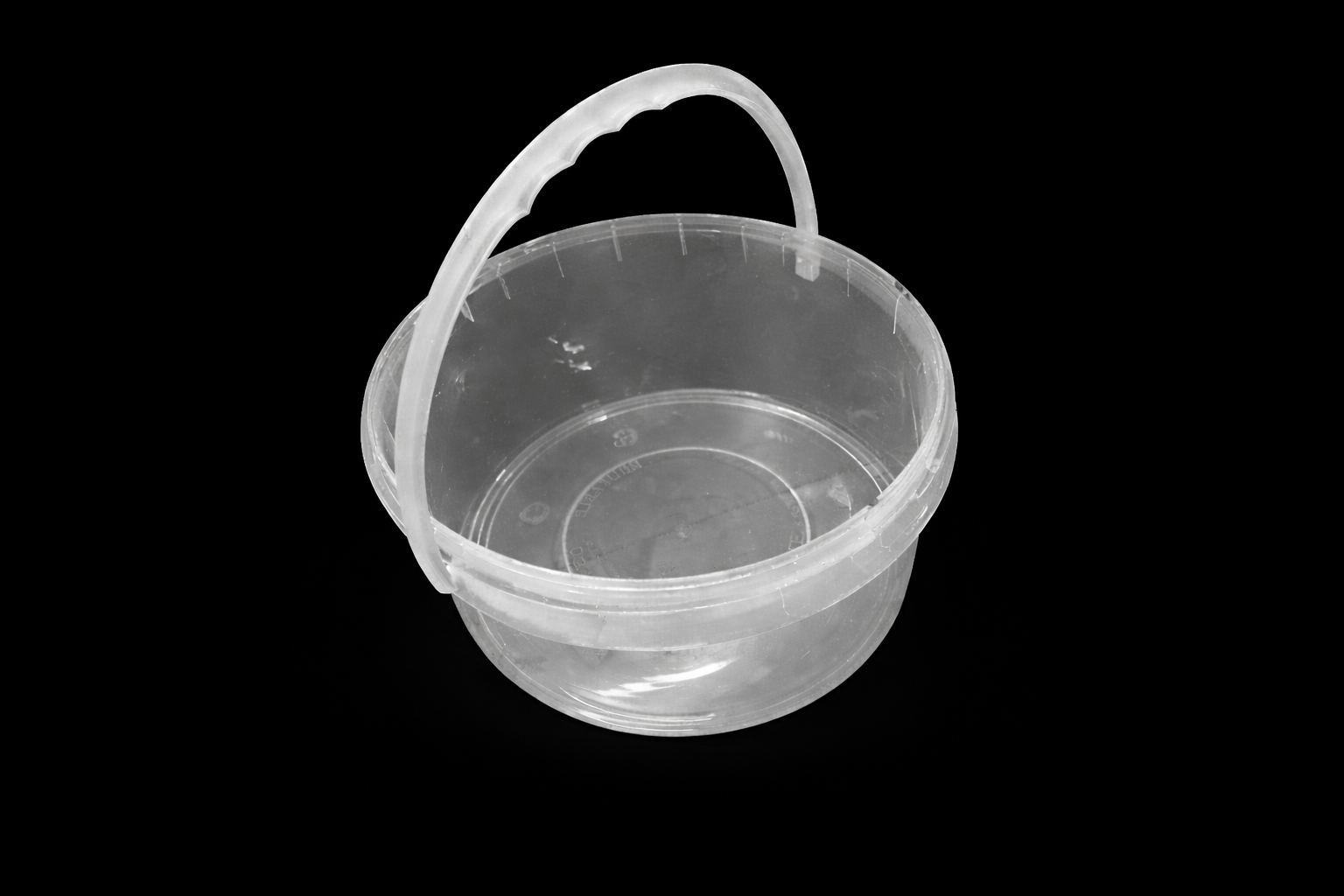ChatGPT Image Feb 21, 2026, 10_25_36 AM 2500 ml disposable plastic food container